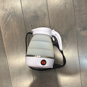 Collapsible White Electric Kettle